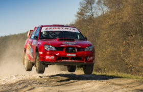 Az összes Subaru WRX turbófeltöltő? (És mindannyian szükség van prémium gázra?)